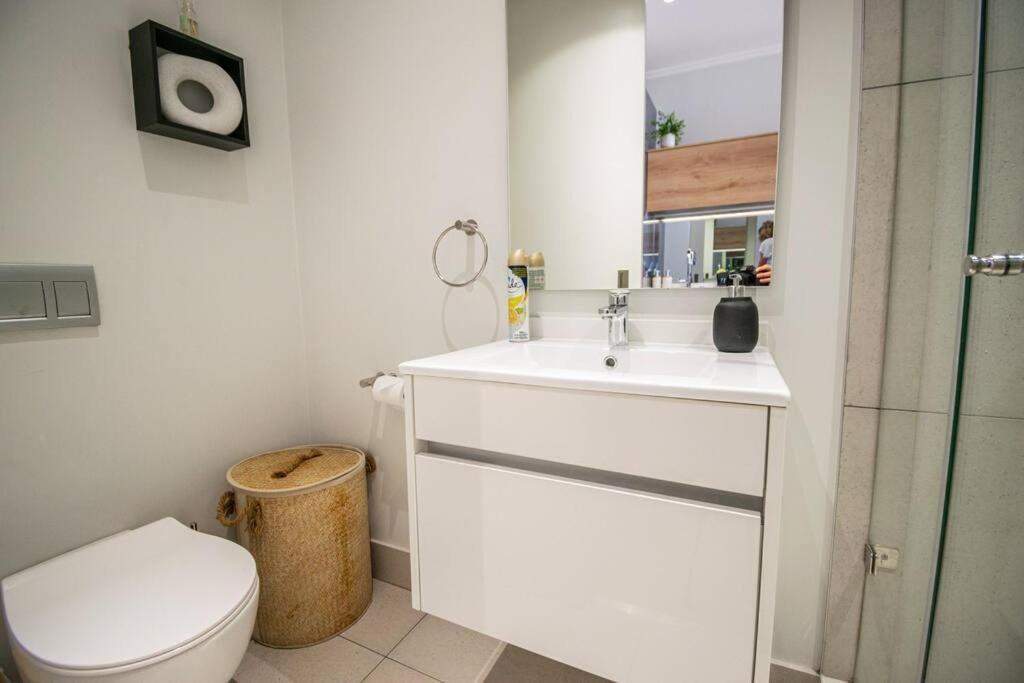 Apartment Beautiful Gem At Ellipse *