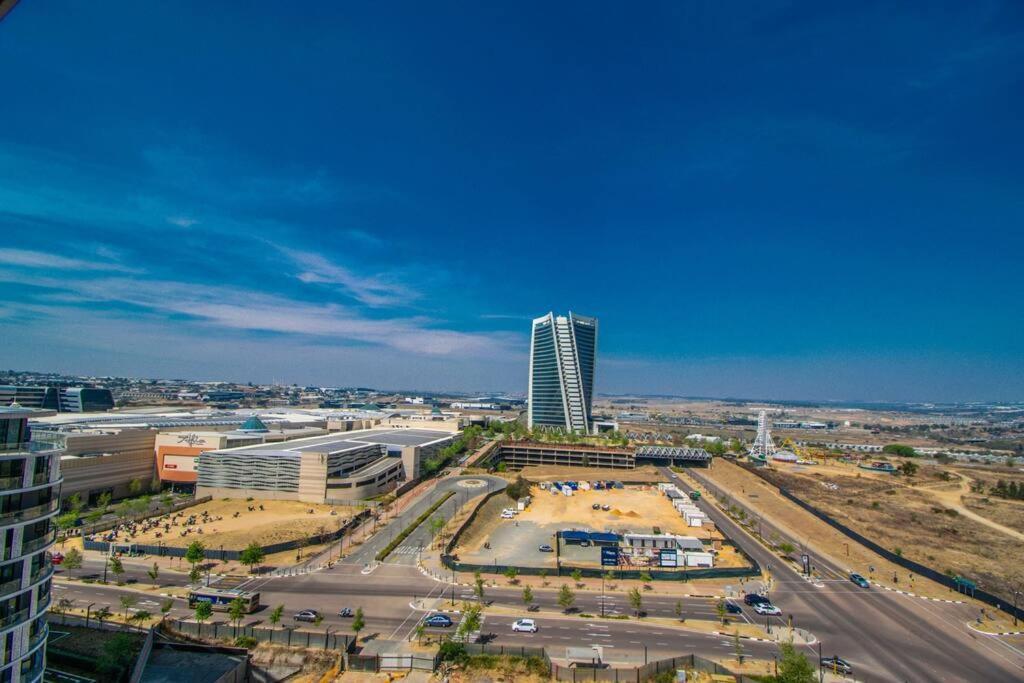 Beautiful Gem At Ellipse Midrand
